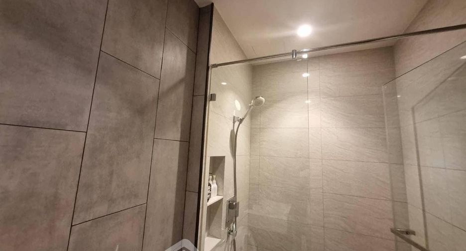 Condo en alquiler de 2 habitaciones en Watthana, Bangkok