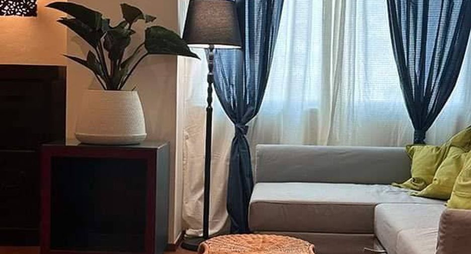 For rent 2 bedrooms condo in Sathon, Bangkok