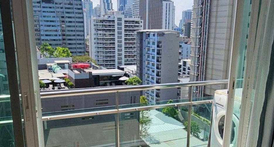 For rent 2 bedrooms condo in Watthana, Bangkok
