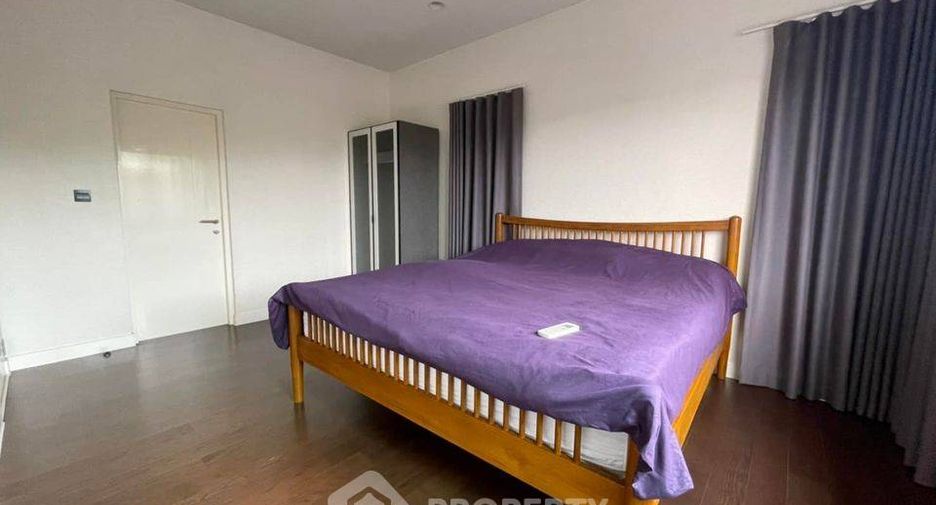 Casa en alquiler de 4 habitaciones en Bang Kapi, Bangkok
