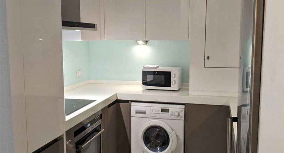 Condo en alquiler de 2 habitaciones en Pathum Wan, Bangkok