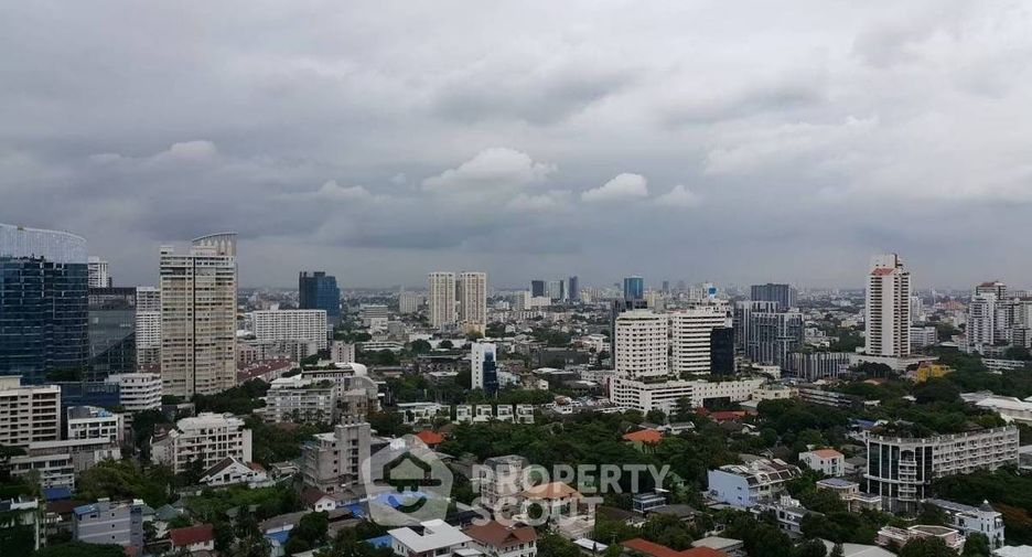 For rent 1 bed condo in Watthana, Bangkok