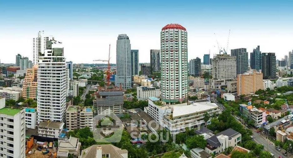 For rent 1 bed condo in Watthana, Bangkok