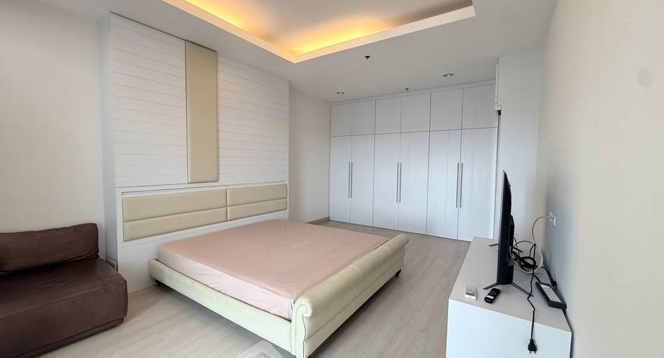 À louer 2 chambres condo à Chatuchak, Bangkok