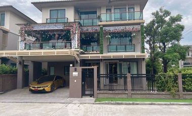 Casa en alquiler de 5 habitaciones en Don Mueang, Bangkok