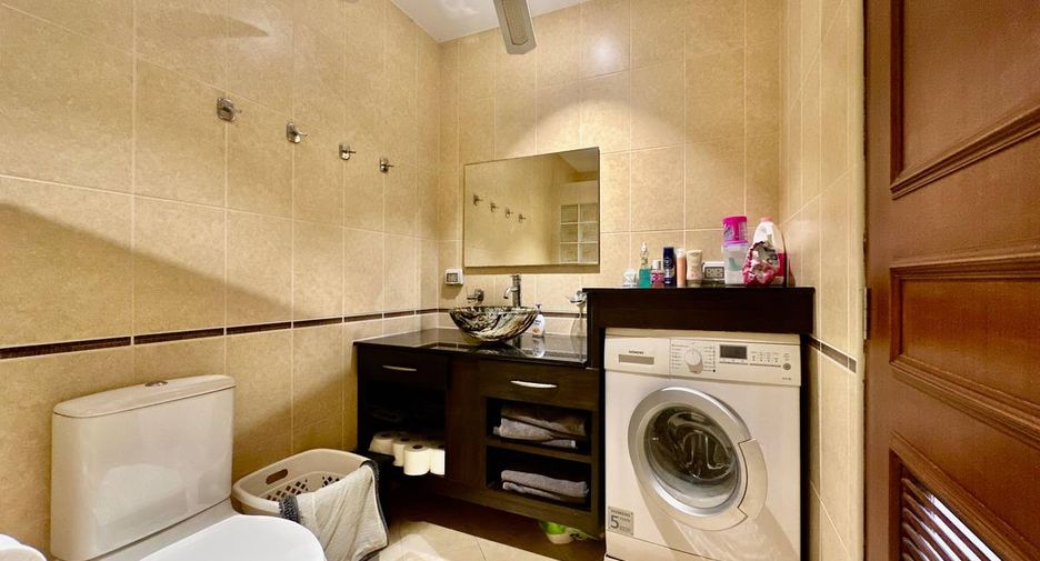 À vendre 3 chambres condo à Pratumnak, Pattaya