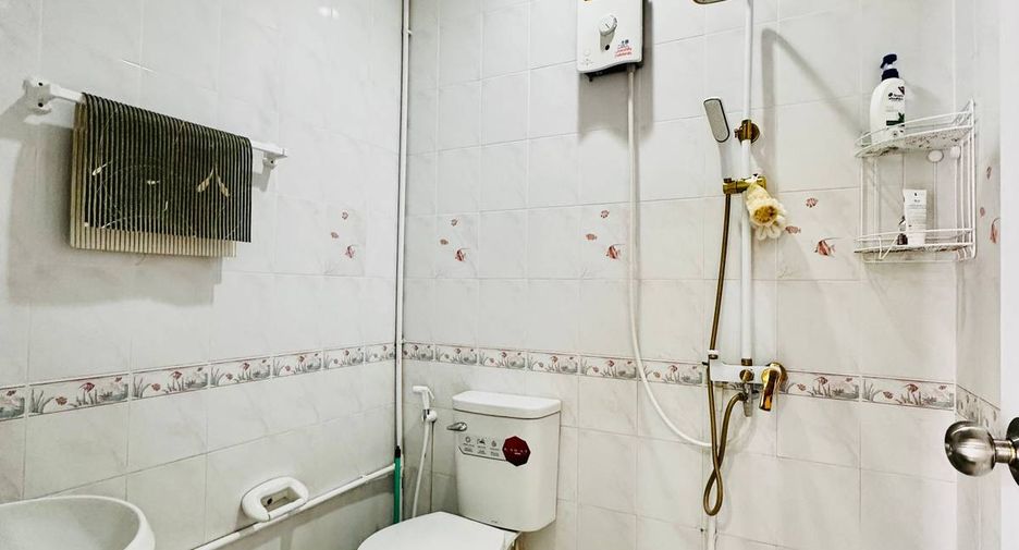 For sale 3 bedrooms house in Sattahip, Chonburi