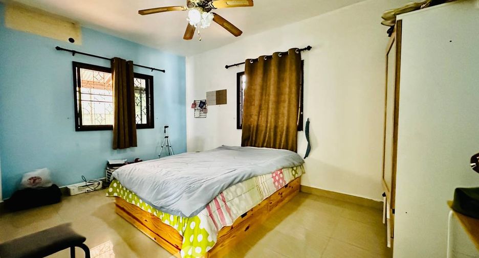 For sale 3 bedrooms house in Sattahip, Chonburi