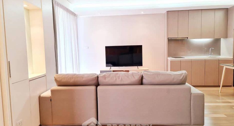 For rent 1 bed condo in Khlong Toei, Bangkok