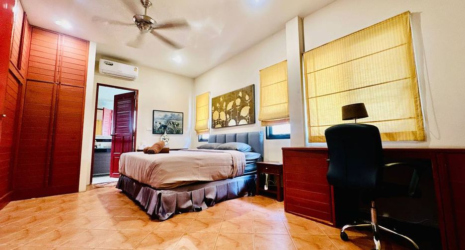 For sale 4 ベッドルーム villa in Jomtien, Pattaya