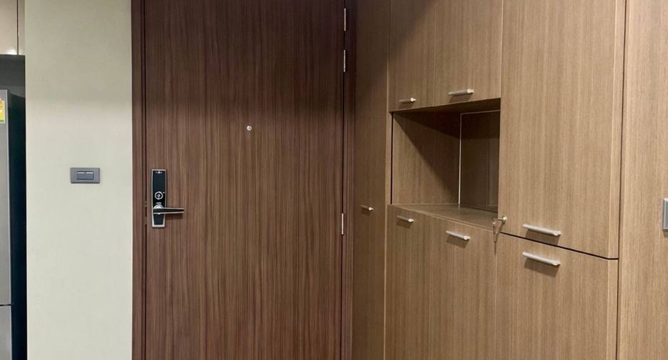 Condo en alquiler de 2 habitaciones en Sathon, Bangkok