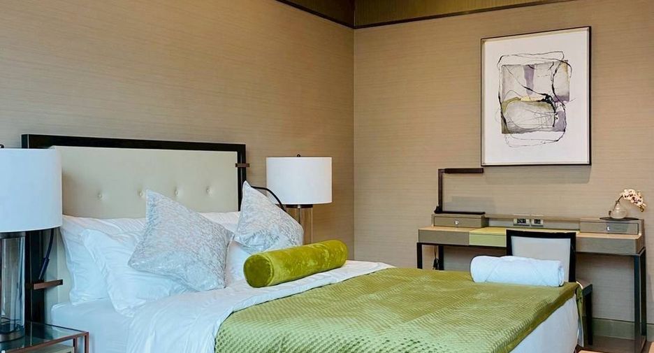For rent and for sale 3 bedrooms condo in Khlong San, Bangkok