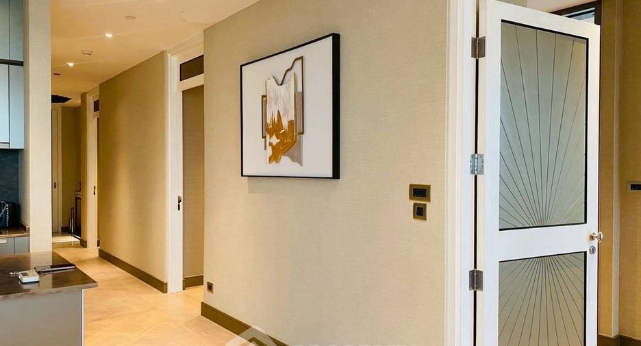 For rent and for sale 3 bedrooms condo in Khlong San, Bangkok
