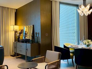 For rent そして for sale 3 ベッドルーム condo in Khlong San, Bangkok