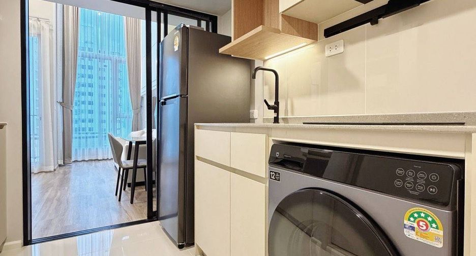 Condo en alquiler de 1 habitaciones en Khlong Toei, Bangkok