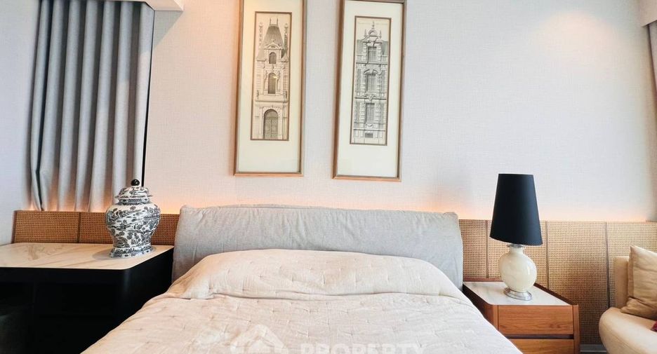 Condo en alquiler y en venta de 3 habitaciones en Watthana, Bangkok