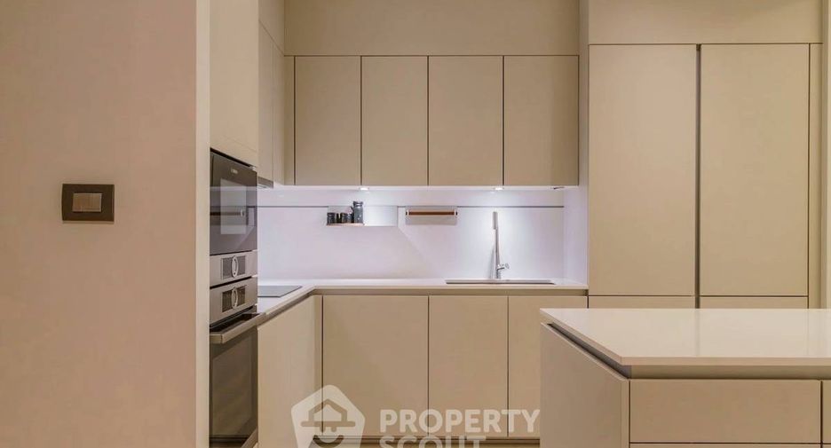 For rent そして for sale 2 ベッドルーム condo in Pathum Wan, Bangkok