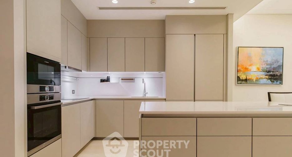 For rent そして for sale 2 ベッドルーム condo in Pathum Wan, Bangkok