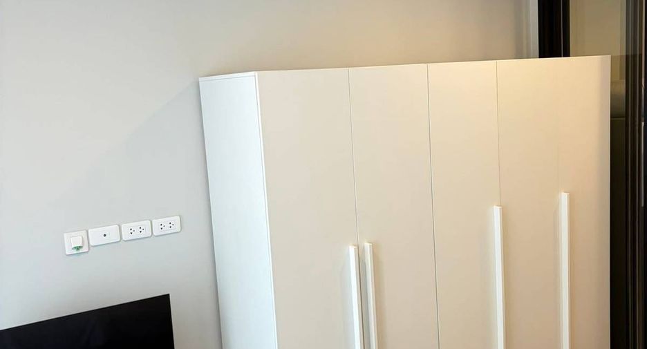 Condo en alquiler de 1 habitaciones en Khlong Toei, Bangkok