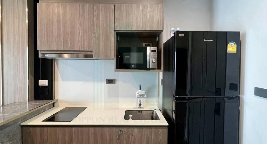 For sale 1 bed condo in Bang Phlat, Bangkok