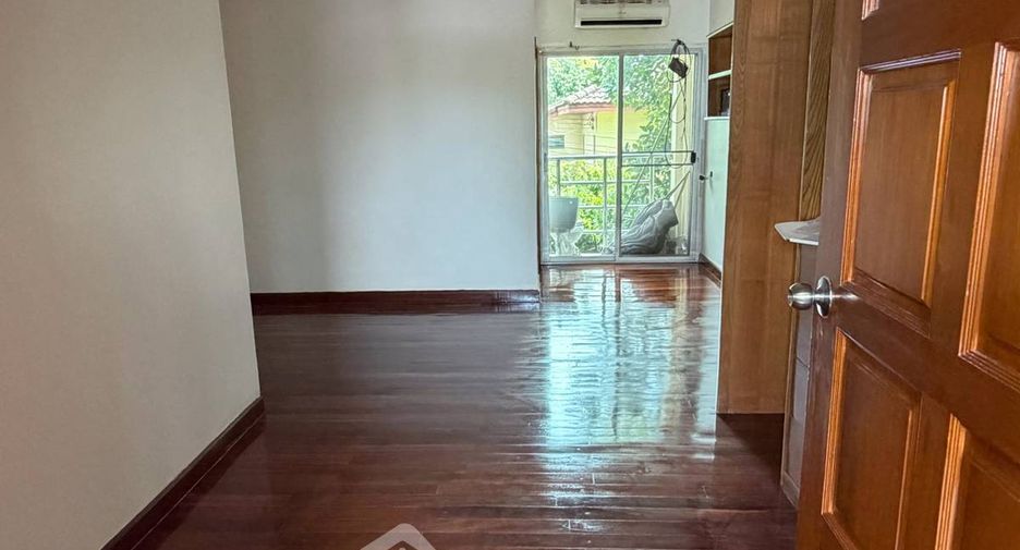 出租 4 卧室 独立屋 在 Suan Luang, 曼谷