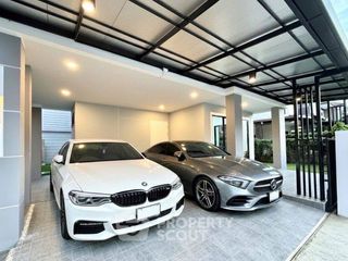 For sale 4 bedrooms house in Nong Khaem, Bangkok