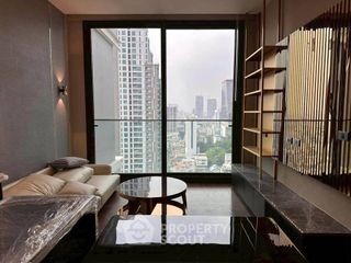 À vendre 1 chambre condo à Sathon, Bangkok