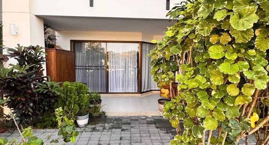 À louer 2 chambres condo à Sattahip, Chonburi