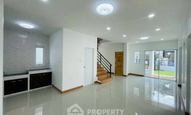 Condo en venta de 3 habitaciones en Si Racha, Chonburi