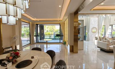 Casa en venta de 5 habitaciones en Saphan Sung, Bangkok