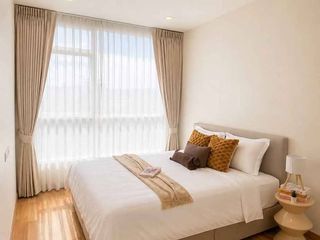 For rent 2 bedrooms condo in Ratchathewi, Bangkok