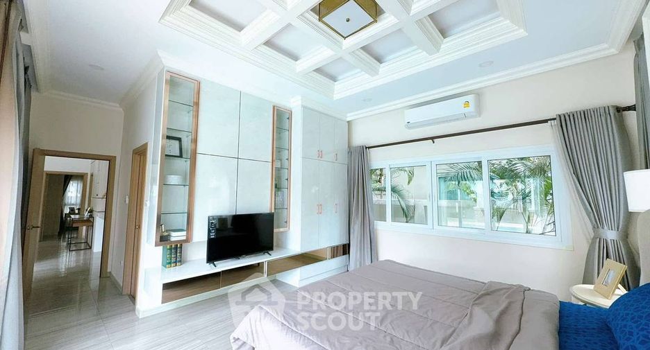 For rent 3 bedrooms house in Huay Yai, Pattaya