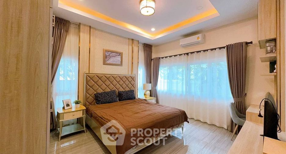 For rent 3 bedrooms house in Huay Yai, Pattaya