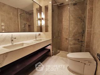 For rent 2 ベッドルーム condo in Pathum Wan, Bangkok