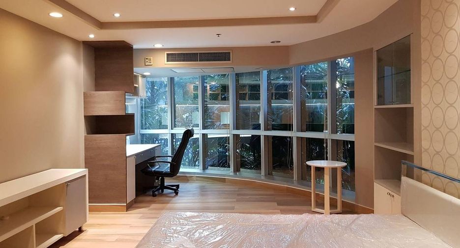 Wohnung zur Miete mit 2 Zimmer in Khlong Toei, Bangkok