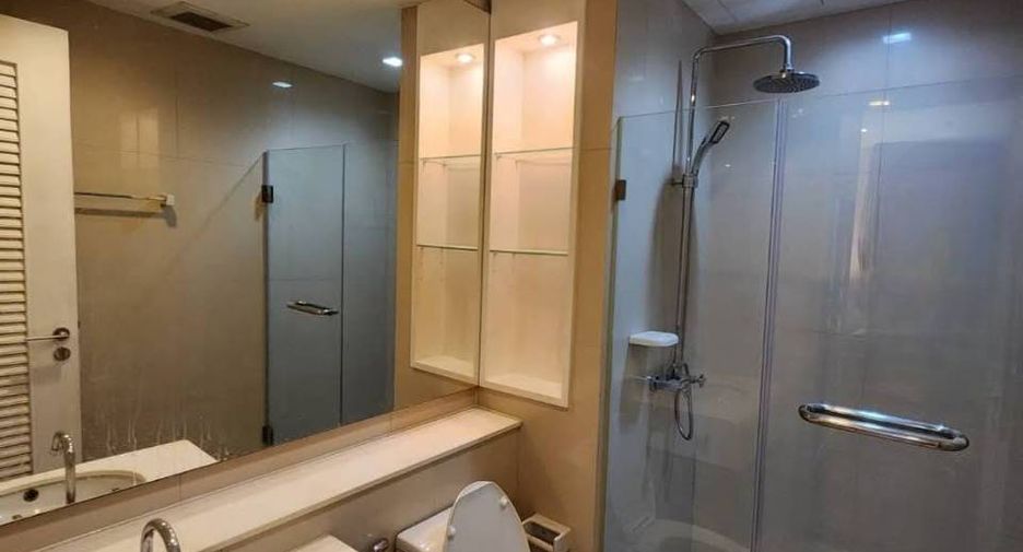 Condo en alquiler de 1 habitaciones en Sathon, Bangkok
