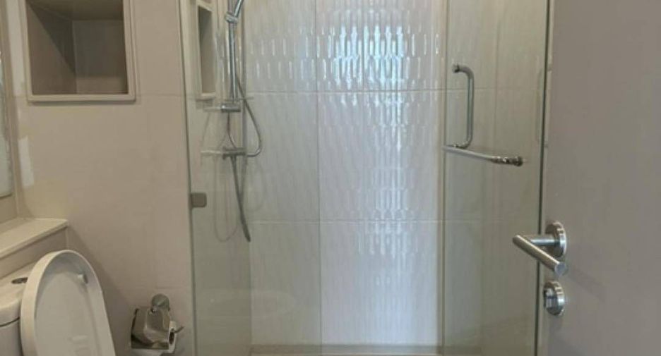 For rent 2 bedrooms condo in Chatuchak, Bangkok