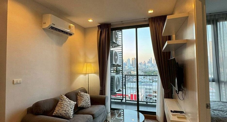 Condo en alquiler de 2 habitaciones en Phra Khanong, Bangkok