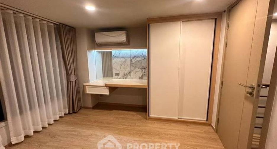 Wohnung zur Miete mit 2 Zimmer in Bang Rak, Bangkok