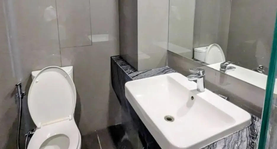 Condo en alquiler de 2 habitaciones en Bang Rak, Bangkok