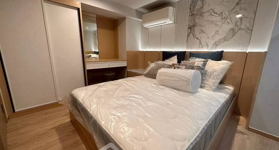 Wohnung zur Miete mit 2 Zimmer in Bang Rak, Bangkok