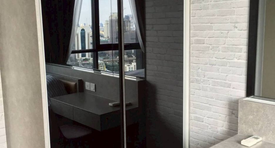 Wohnung zur Miete mit 2 Zimmer in Ratchathewi, Bangkok