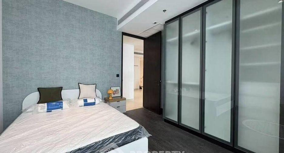 For rent 2 bedrooms condo in Sathon, Bangkok
