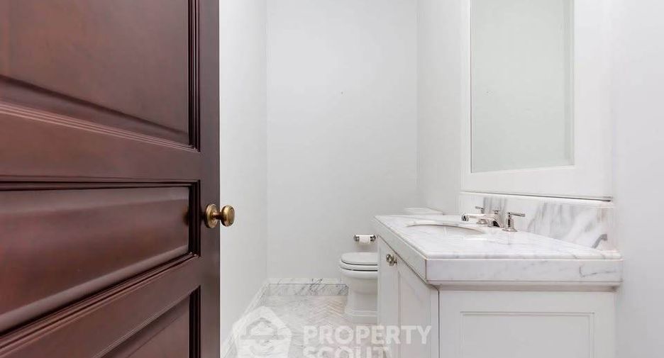 Condo en alquiler de 2 habitaciones en Pathum Wan, Bangkok