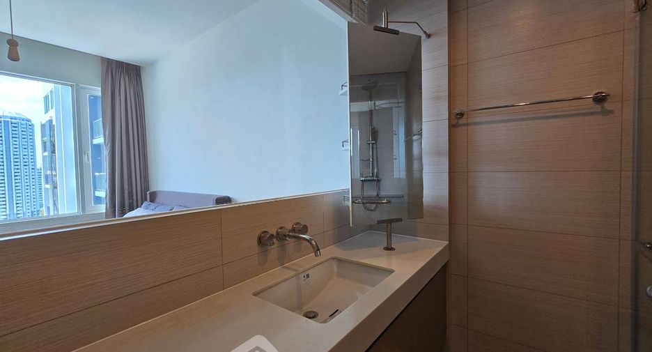 Condo en alquiler de 1 habitaciones en Khlong Toei, Bangkok