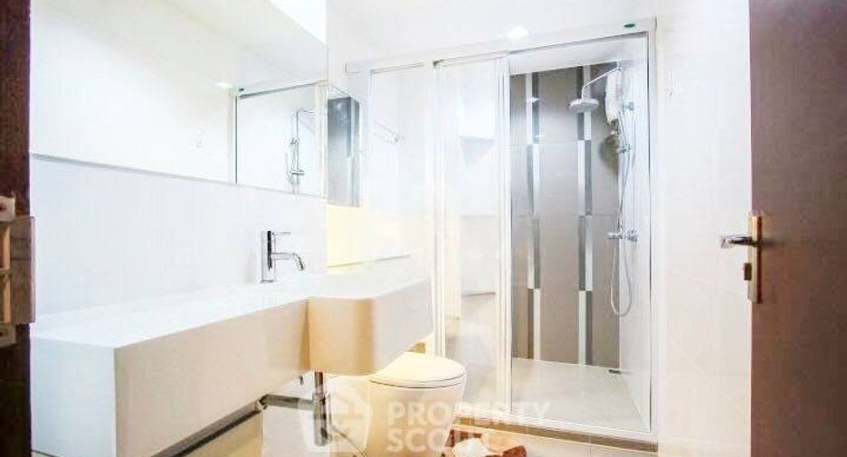 For rent 1 bed condo in Huai Khwang, Bangkok