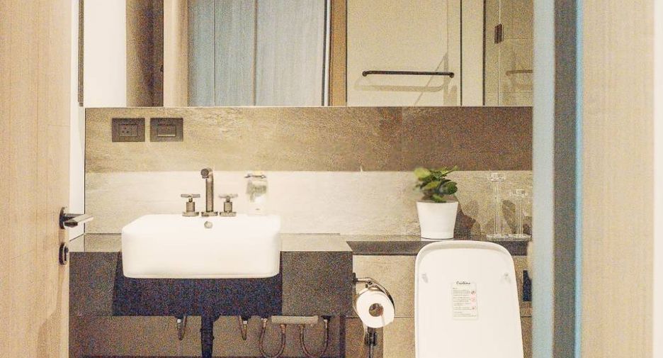 Condo en alquiler de 2 habitaciones en Watthana, Bangkok