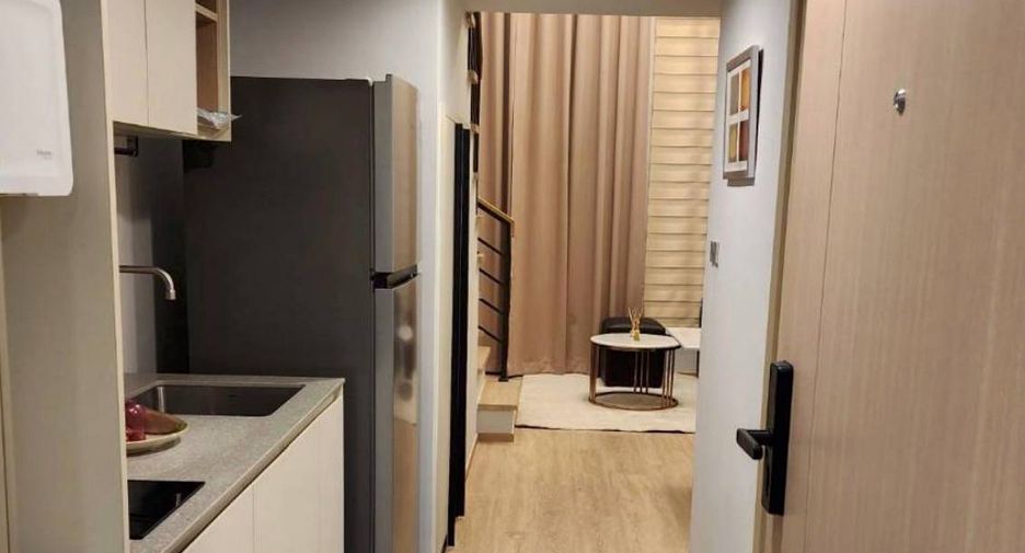Wohnung zur Miete mit 1 Zimmer in Bang Rak, Bangkok