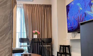 Condo en alquiler de 1 habitaciones en Khlong Toei, Bangkok