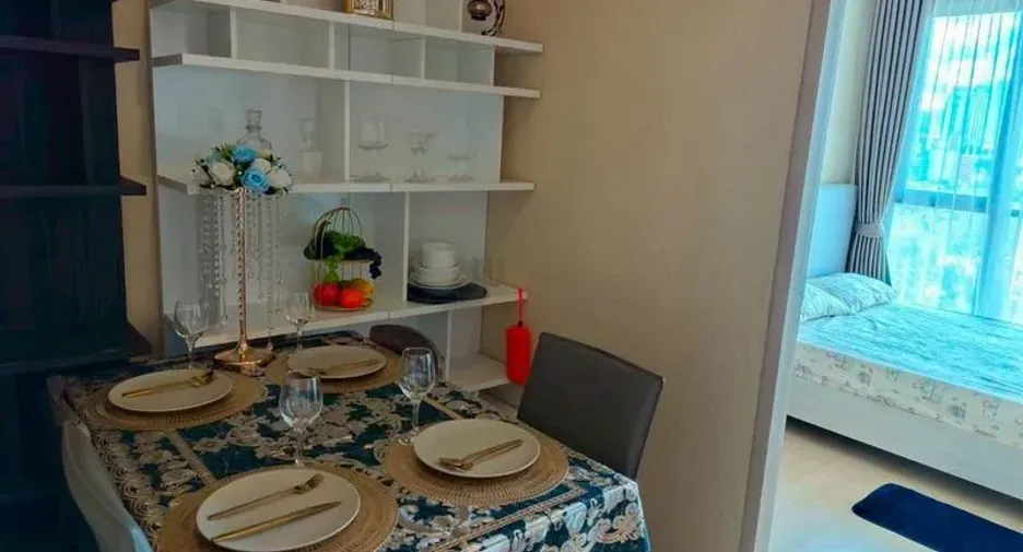 For rent 2 bedrooms condo in Watthana, Bangkok